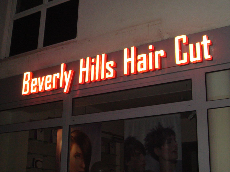 LED Profilbuchstaben Hair Cut Boxlight_BeverlyHillsHairCut.jpg