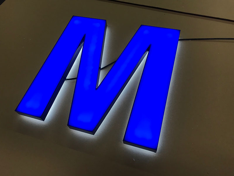Front and Back illuminated LED letters - LED Leuchtbuchstaben Front-Backlight.jpg