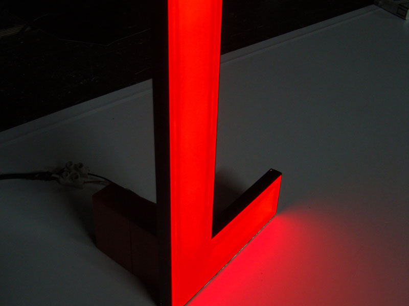 Thin business lettering and LED light signs DSC01614_01.jpg